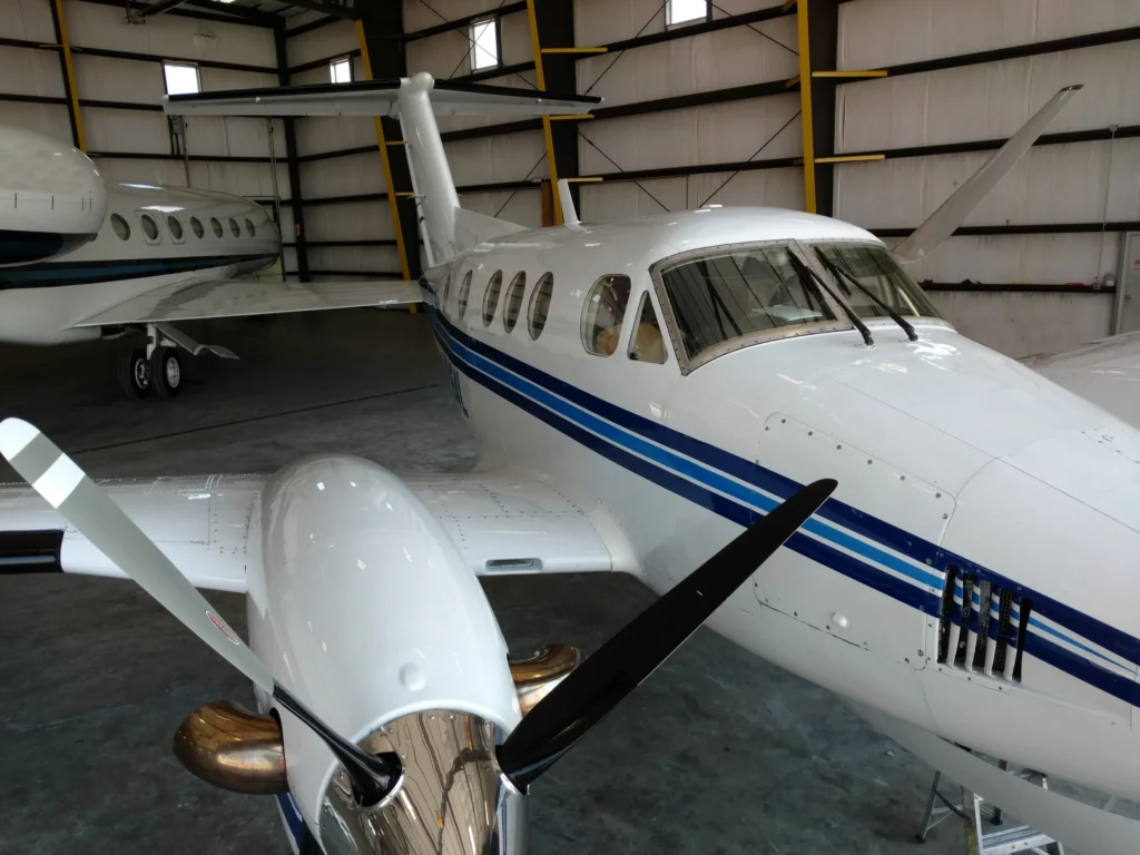 kingair2_300